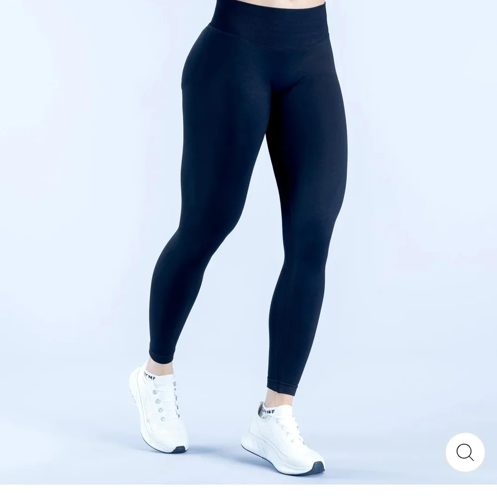 High-Waist Black Women's Leggings - Picture 1 of 8